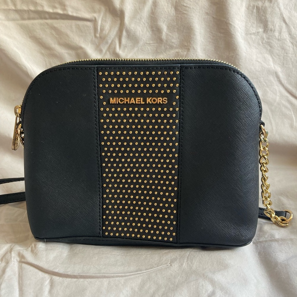 Michael Kors Micro Stud Cindy Dome Crossbody (Black/Gold)